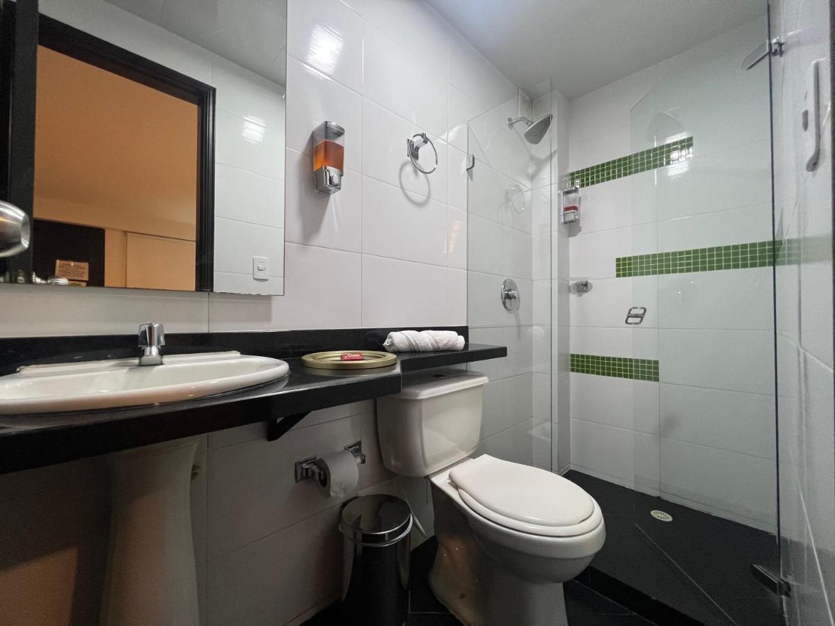 Hotel Ferias Park Bogotá Zewnętrze zdjęcie