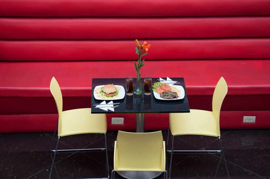 Hotel Ferias Park Bogotá Zewnętrze zdjęcie