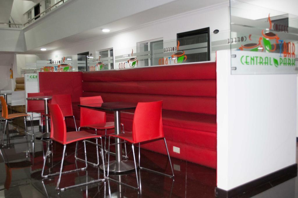 Hotel Ferias Park Bogotá Zewnętrze zdjęcie