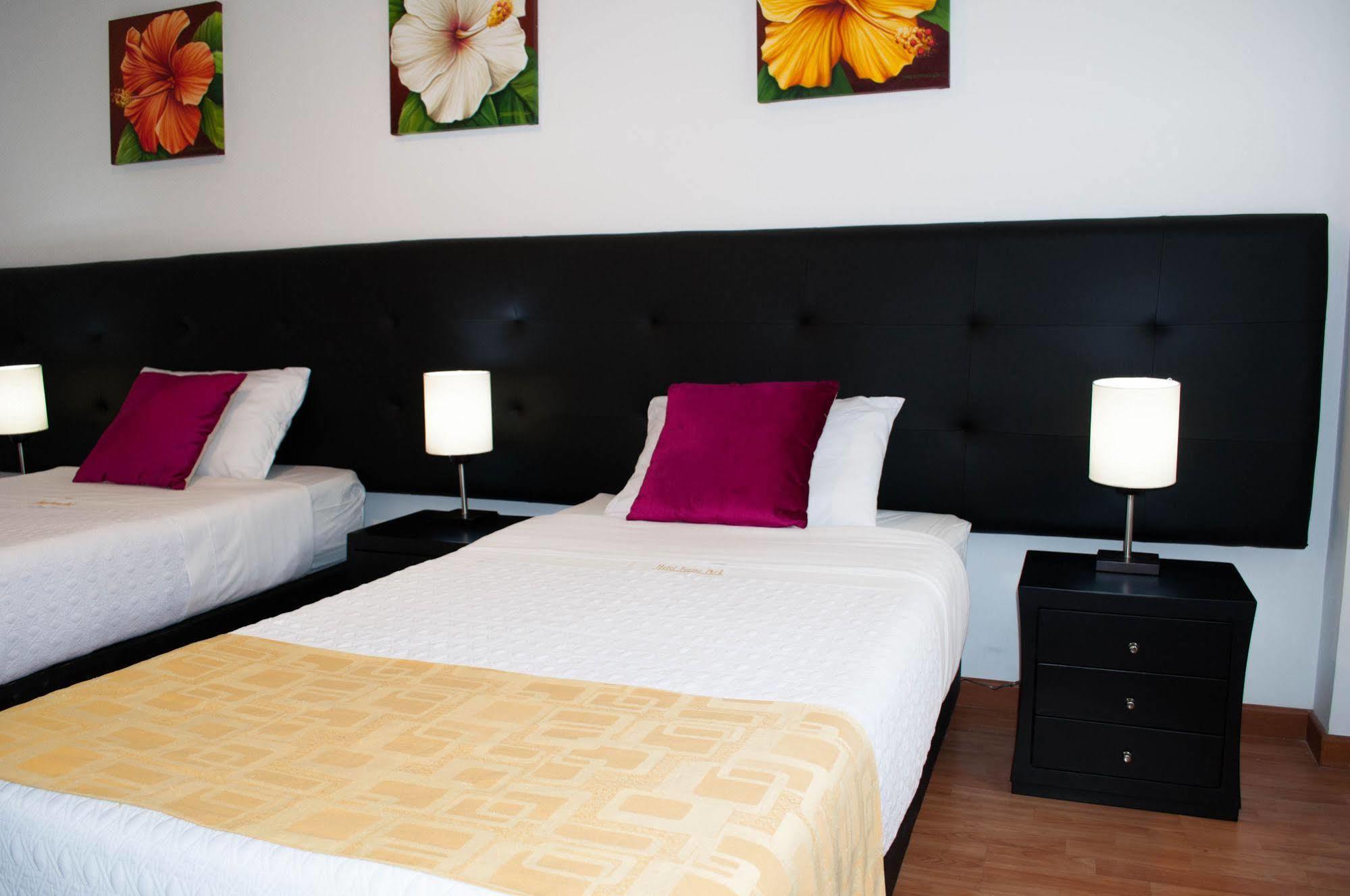 Hotel Ferias Park Bogotá Zewnętrze zdjęcie